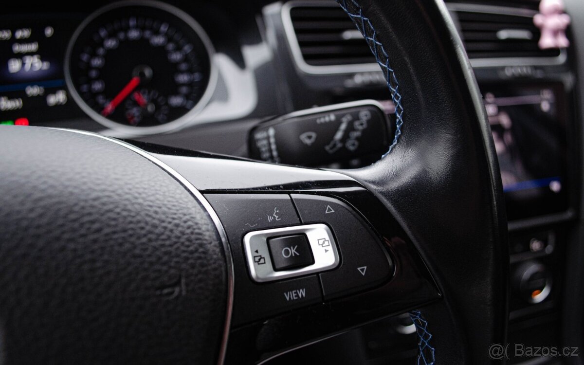 Volkswagen Golf e - 15