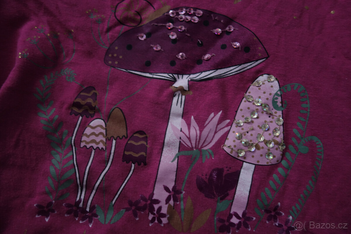 Dívčí trička vel.134 - 15