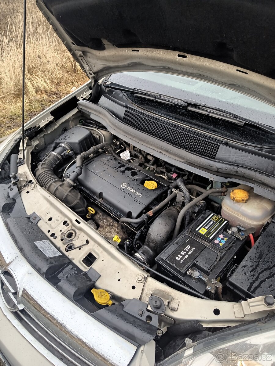 Zafira, CNG/ benzín, 110 kW, 1.6 Rok 2010 - 15