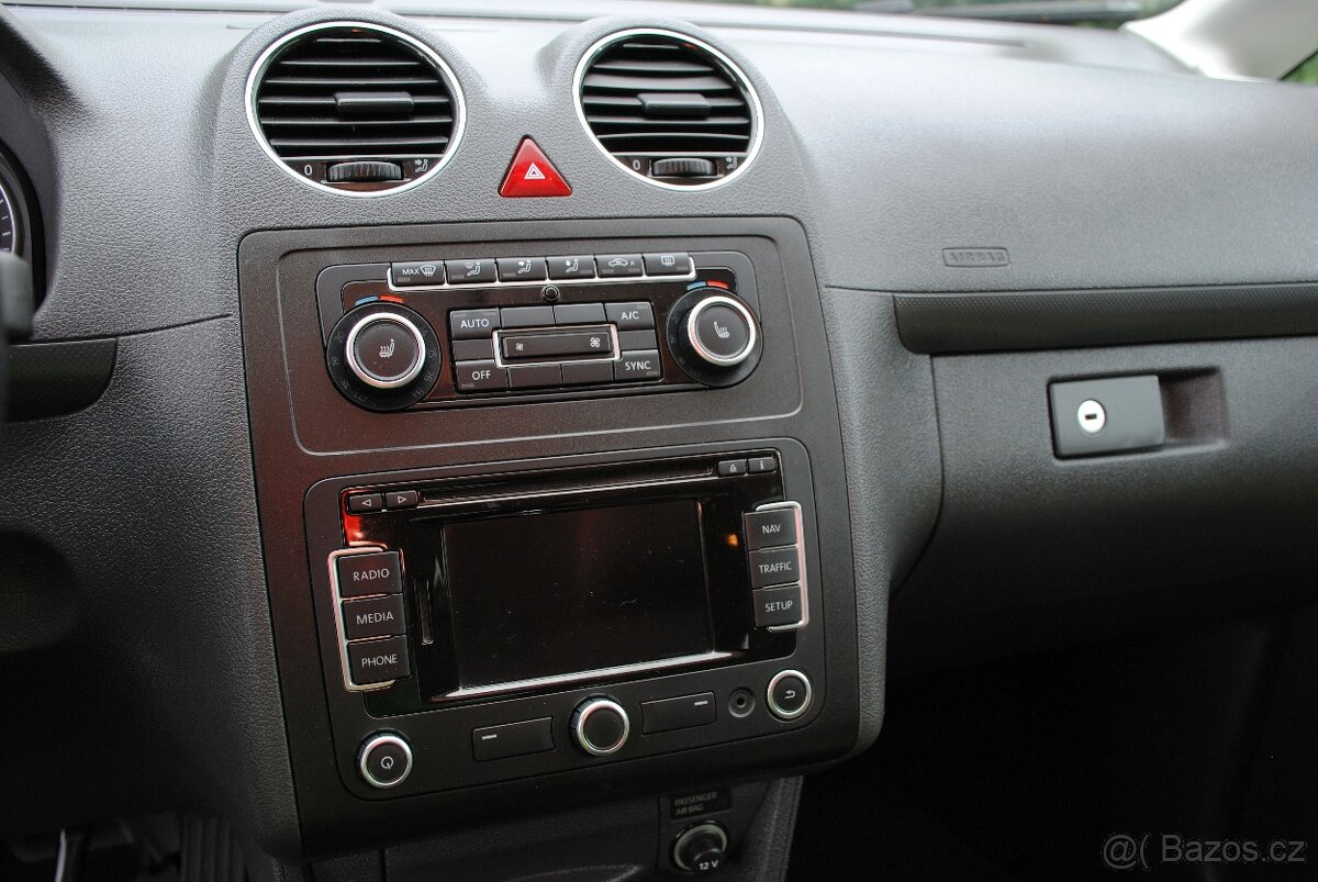 VW Caddy CROSS 1.6TDi - tažné zařízení - 15