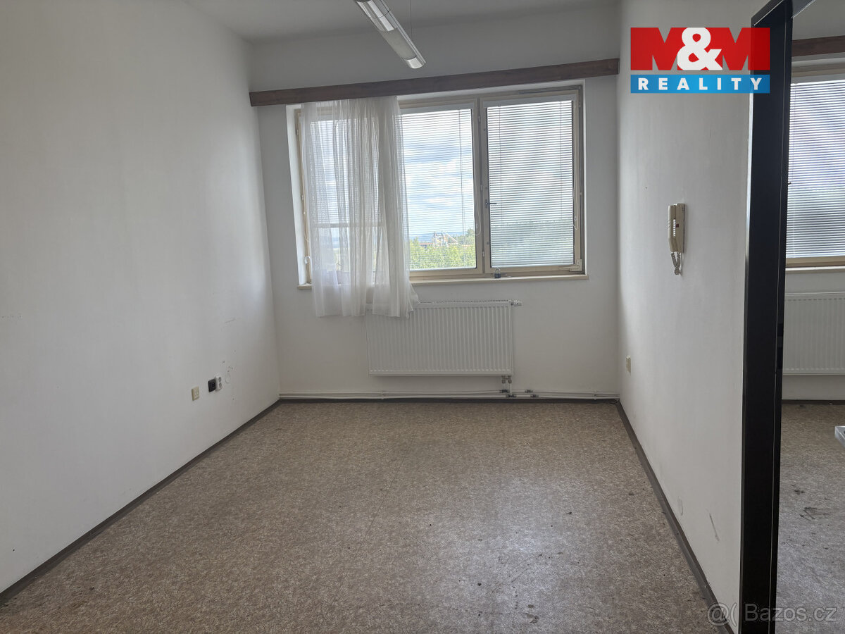 Pronájem kancelářského prostoru, 500 m², Háje - 15