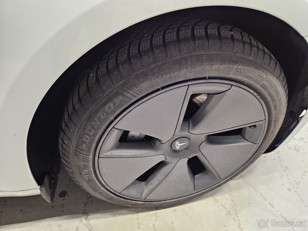 Tesla Model 3 Long Range - 15