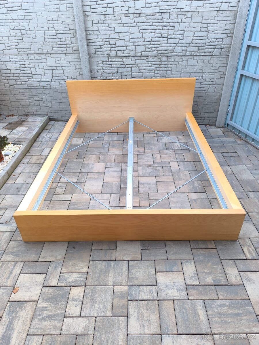 Prodám manželskou postel + Matrací 160cm x 200cm - 15