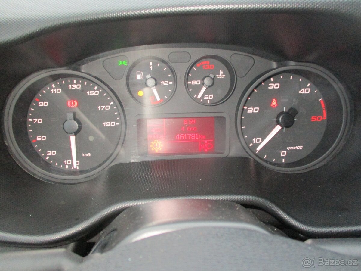 Iveco 35S18 3,0L 10 palet čelo, ev.č. 26008 - 15