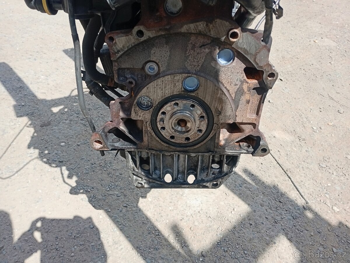 PEUGEOT, CITROEN MOTOR 2,0HDI EURO 5, RH02, RHD, AHZ APOD. - 15