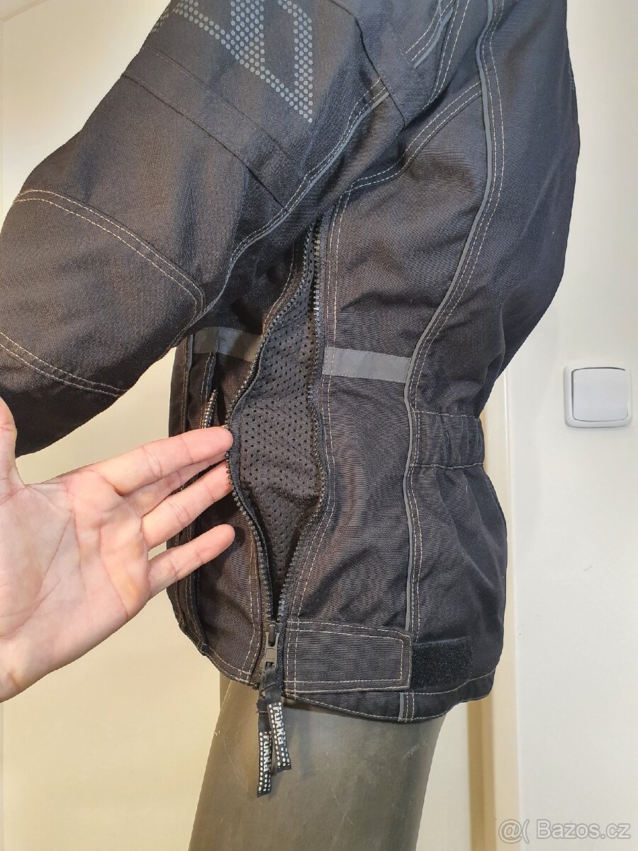 Rukka Gore-Tex
Velmi kvalitní, značková
bunda na moto 36 - 15