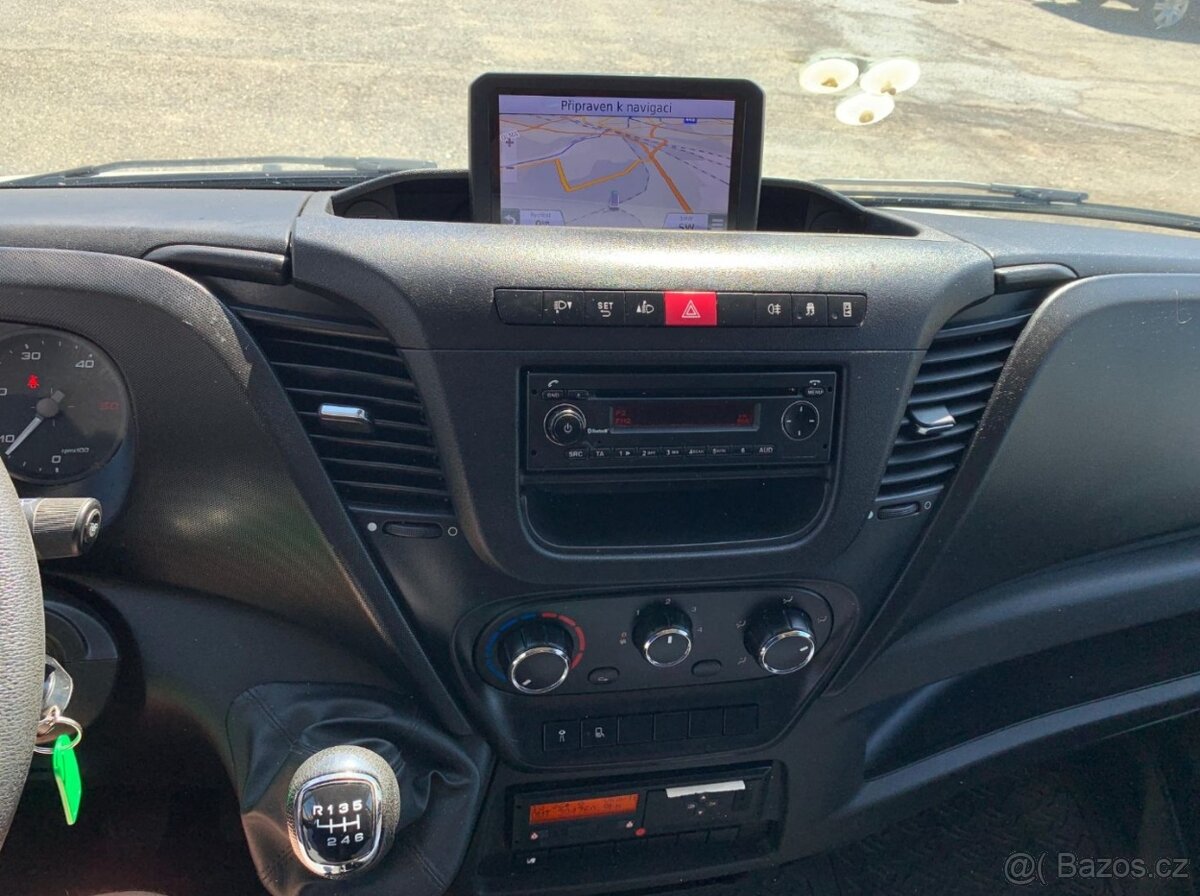 Iveco DAILY 70C18 3,0-180PS THERMOKING , ČELO 2083 - 15