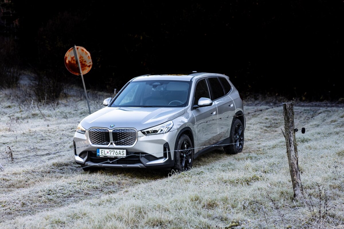 BMW IX1 e Drive20 elektromobil 2024, 9500km - 15