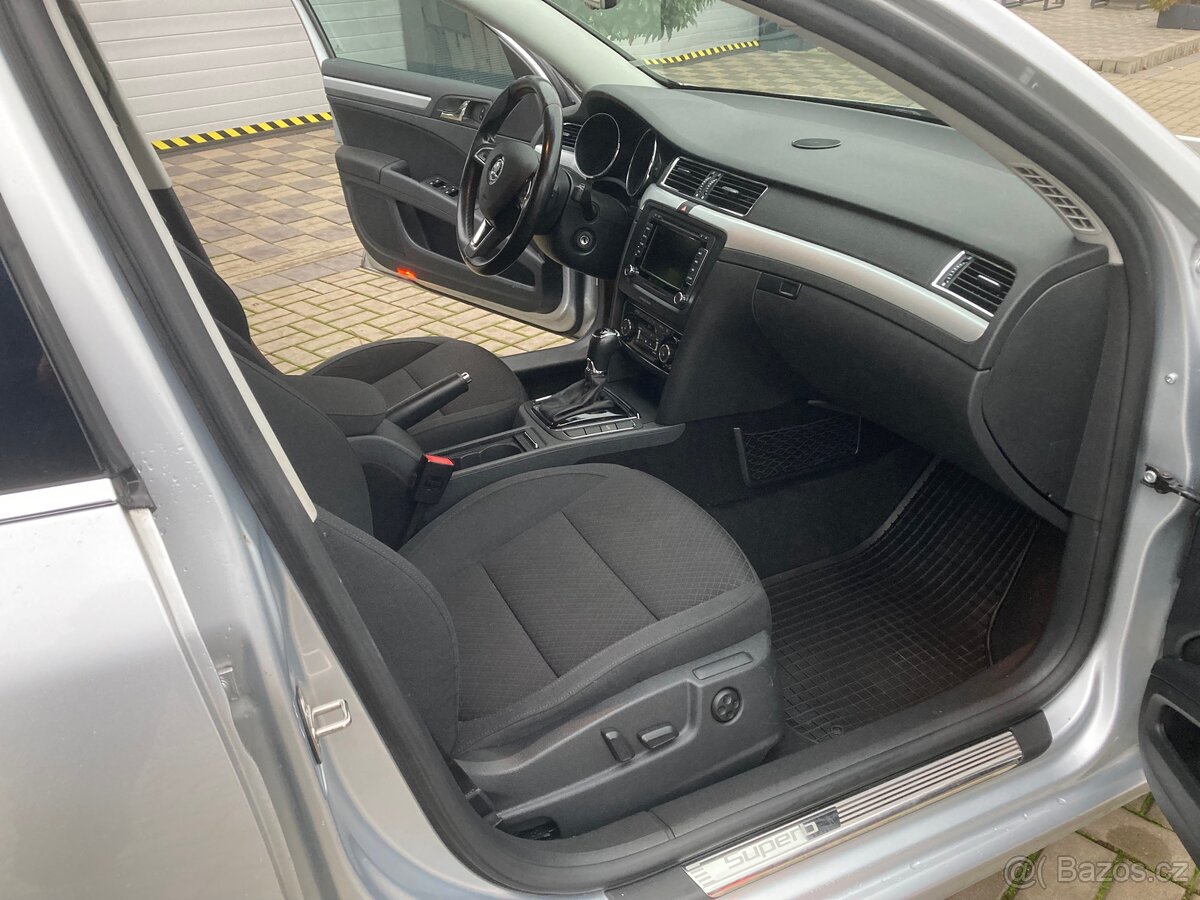 Škoda Superb 2 combi 2,0 TDi 103kw DSG - 15