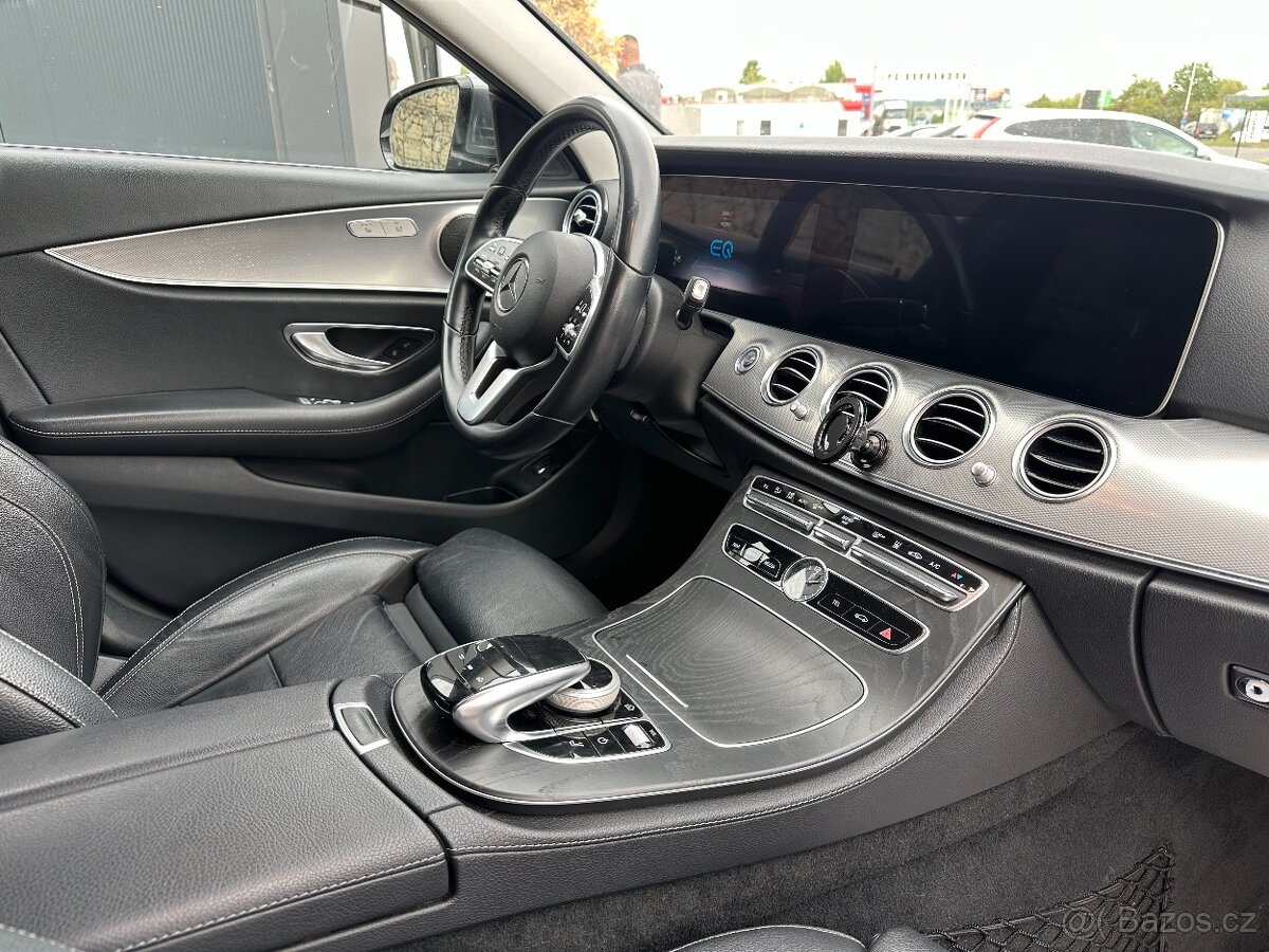 Mercedes-Benz E 300 2020 - 15