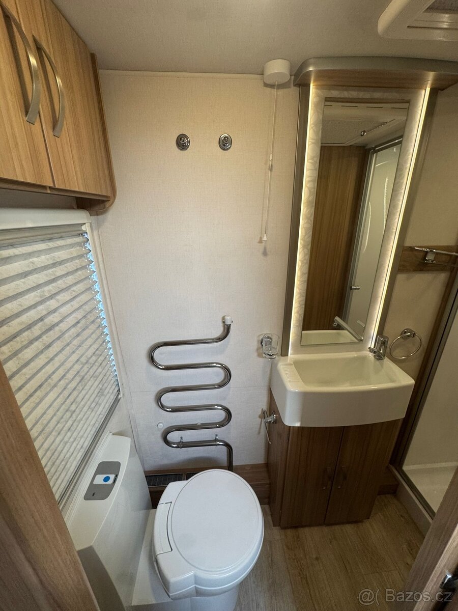 🔱 Luxusní karavan Lunar Clubman SI 2019 🔱 ALDE MOVER SOLAR - 15