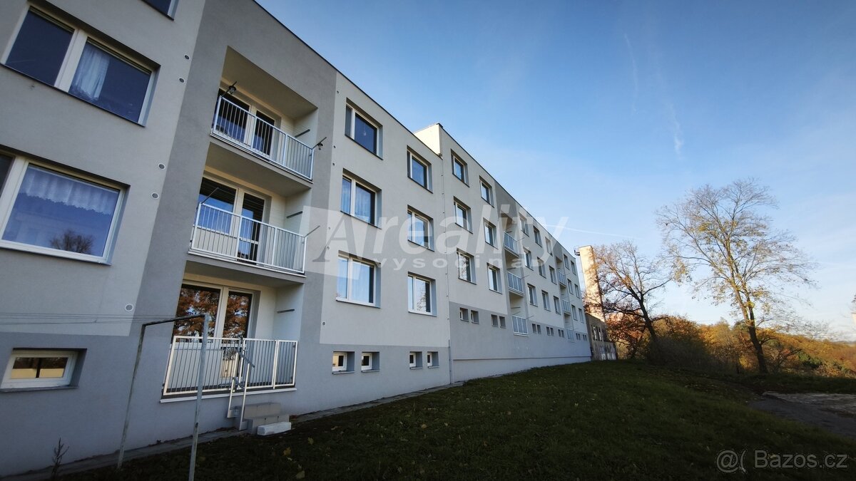 Pronájem bytu 1+1 s lodžií, Náměšť nad Oslavou, ev.č. 02221 - 15