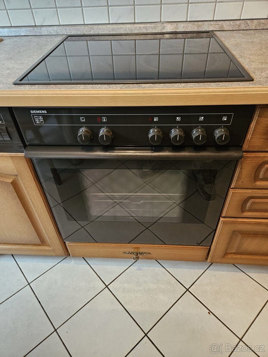 Masivní kuchyňská linka z Německa se spotřebiči - 480 cm - 15