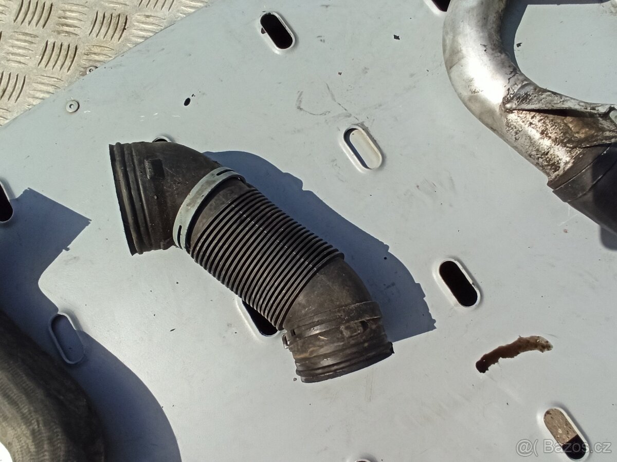 VW SHARAN - DÍLY MOTORU 1,9 TDi 96KW ASZ - 15