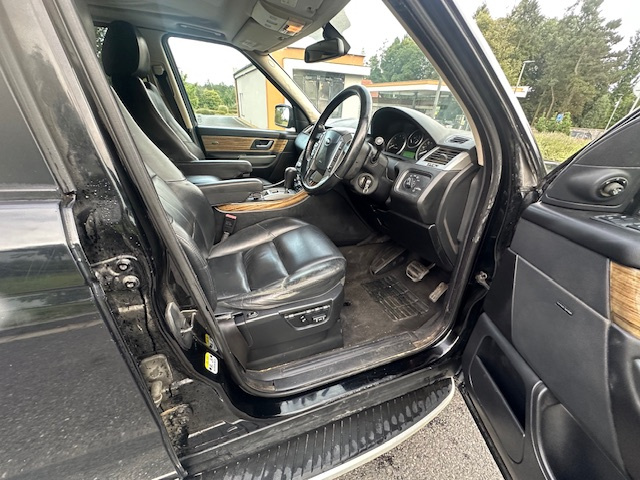 LAND ROVER RANGE ROVER SPORT 3,6TD V8 HSE - 15