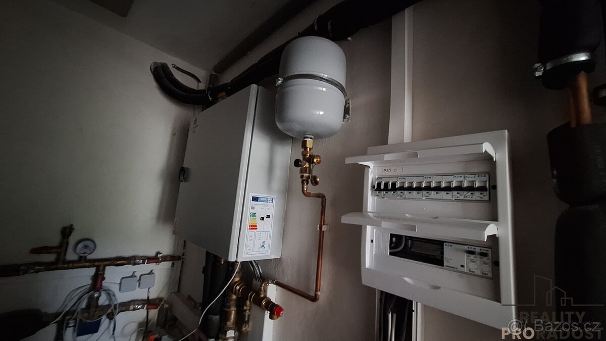 Prodej zemědělské stavby v obci Světec, okres Teplice - 15