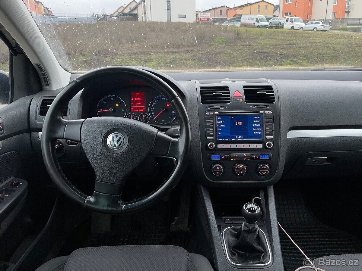 Volkswagen Golf 5 - 15