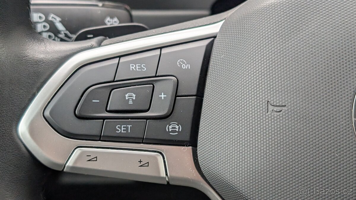 Volkswagen TIGUAN 2.0tdi 110kw automat DSG - 15