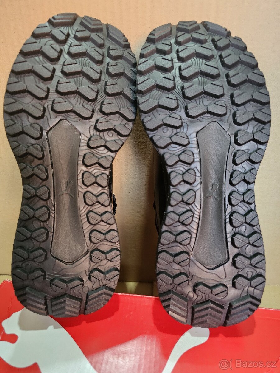 NOVÉ BĚŽECKÉ BOTY PUMA VEL.40 a 37,5 PC 1300,- - 15
