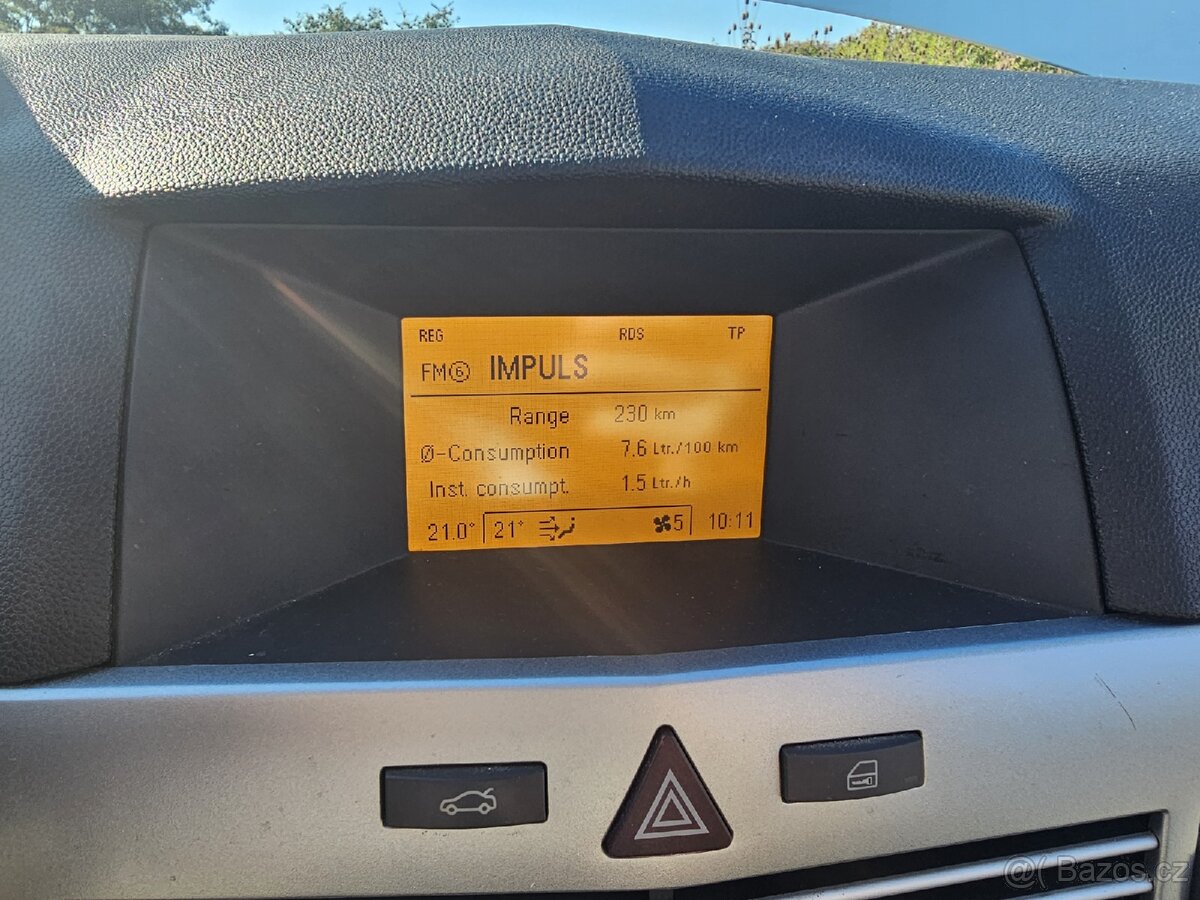 Opel Astra karoserie Sedan - 15