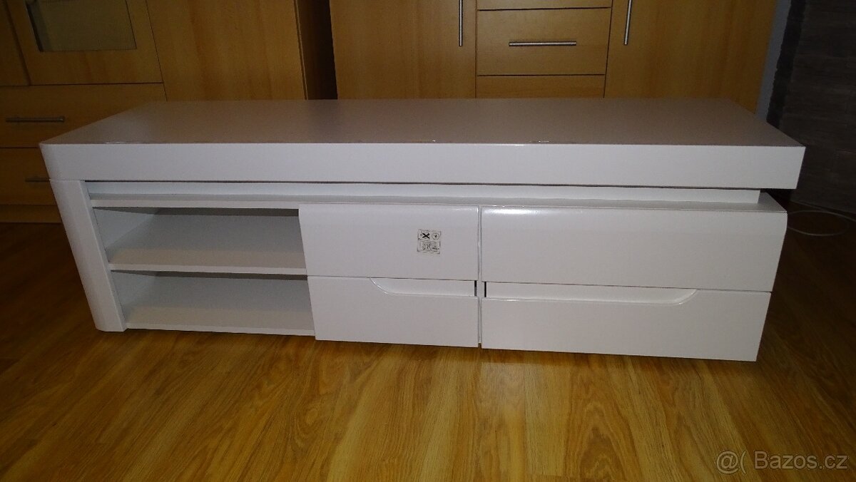 Konferenční stolek nový 80x80x40 cm - 15