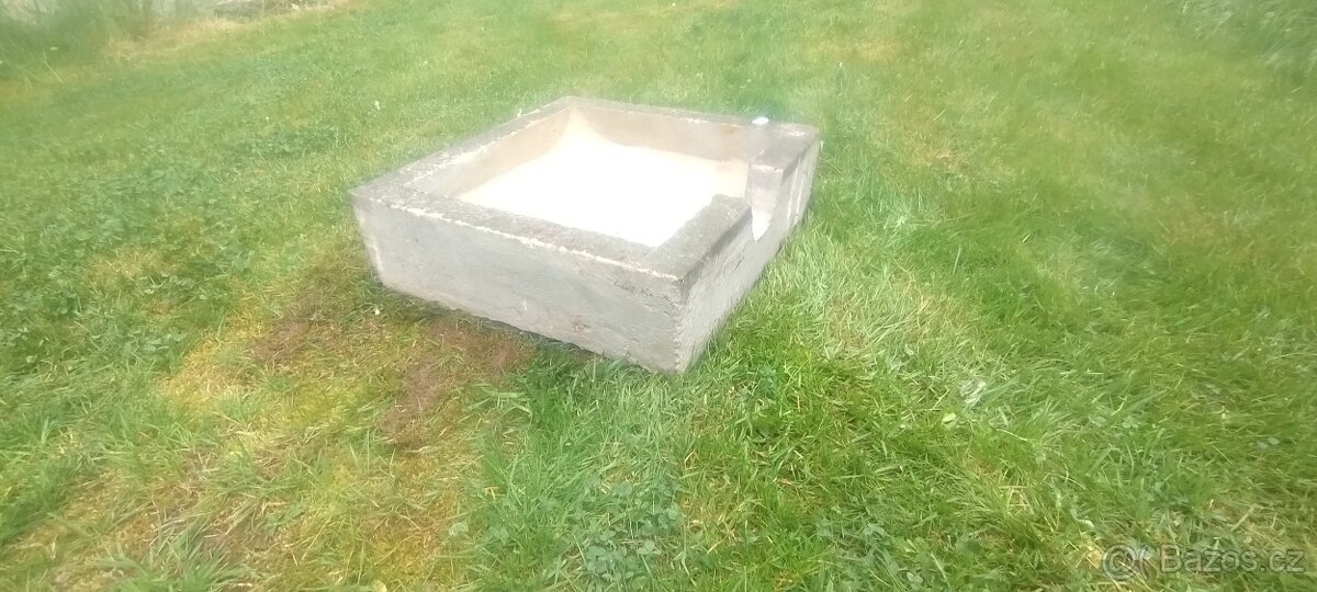 pískovec, odtokový žlab - 15