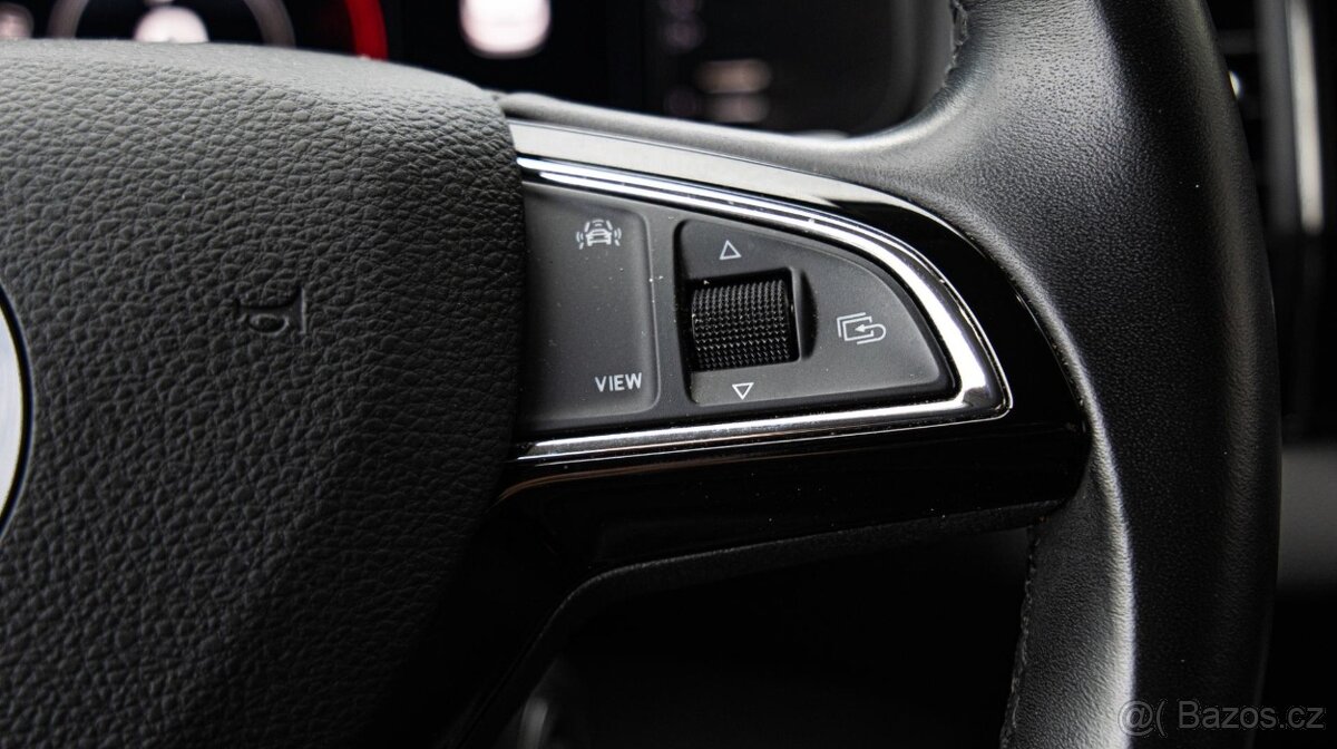Škoda Karoq 1.6 TDI Live Plus DSG - 15