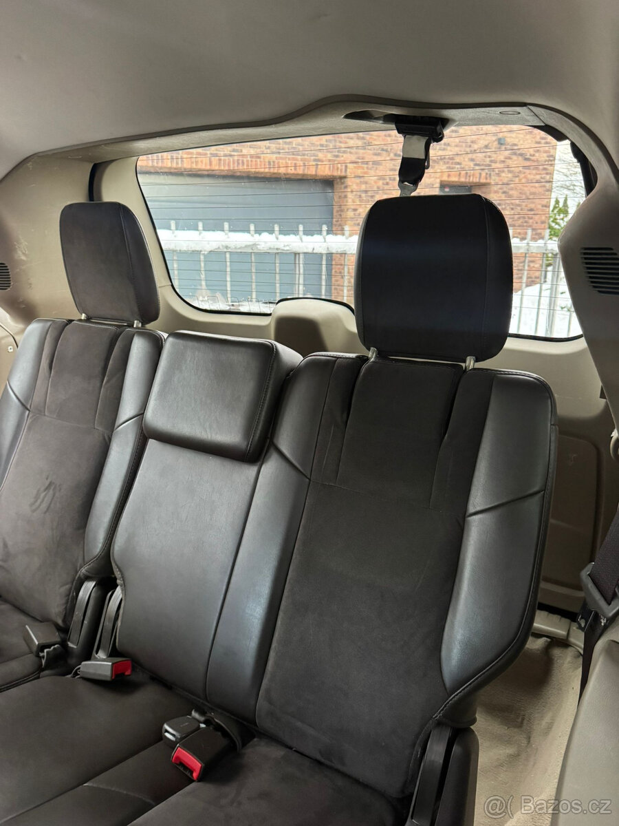 Lancia Voyager 2.8 CRD, automat, 7 míst - 15