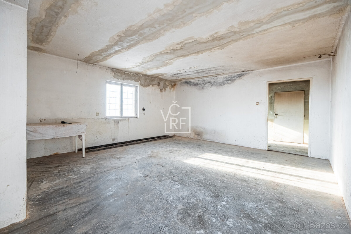 Prodej rodinného domu v obci Osice - Polizy - 15