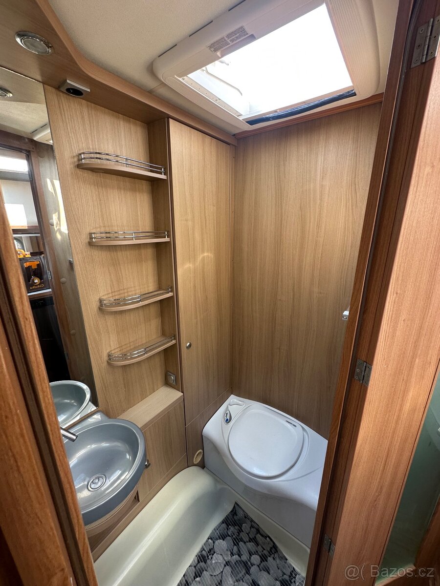 Karavan Bürstner Belcanto 2013 – výbava-klima-mover - 15