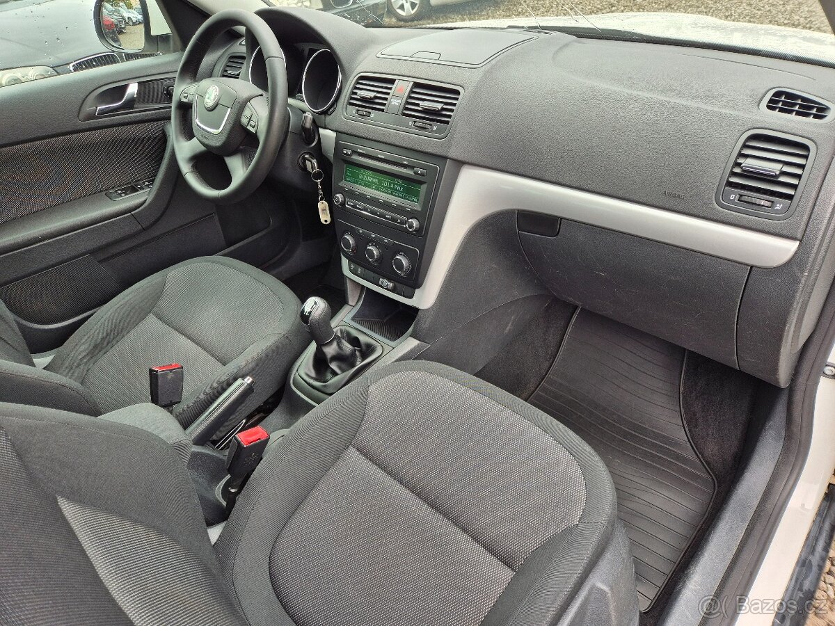Škoda Yeti 1.6TDi,77KW,MANUÁL,NOVÉ ROZVODY,VSTŘIKY,R.V.2012 - 15