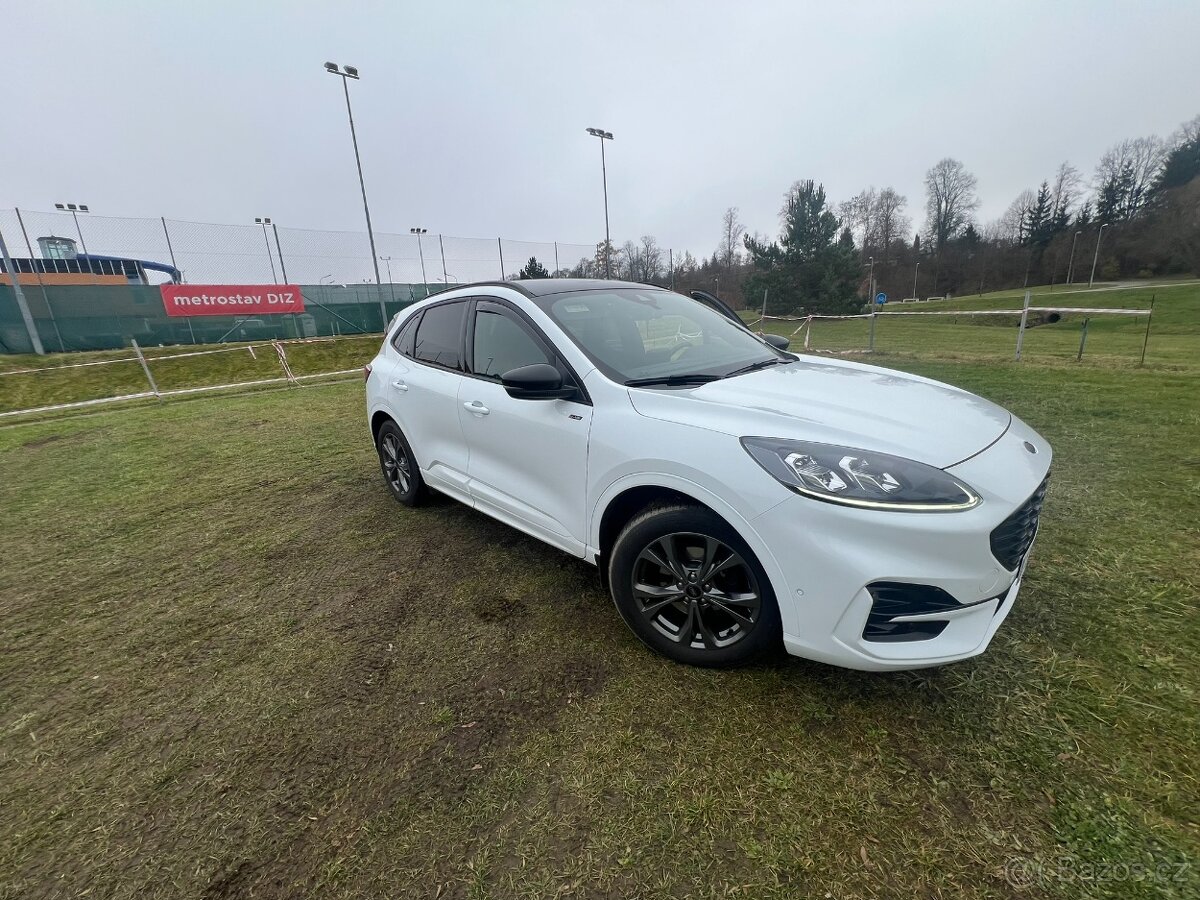 Ford Kuga ST LineX, 1,5 110kW, manuál. TOP STAV. NEBOURANÉ - 15