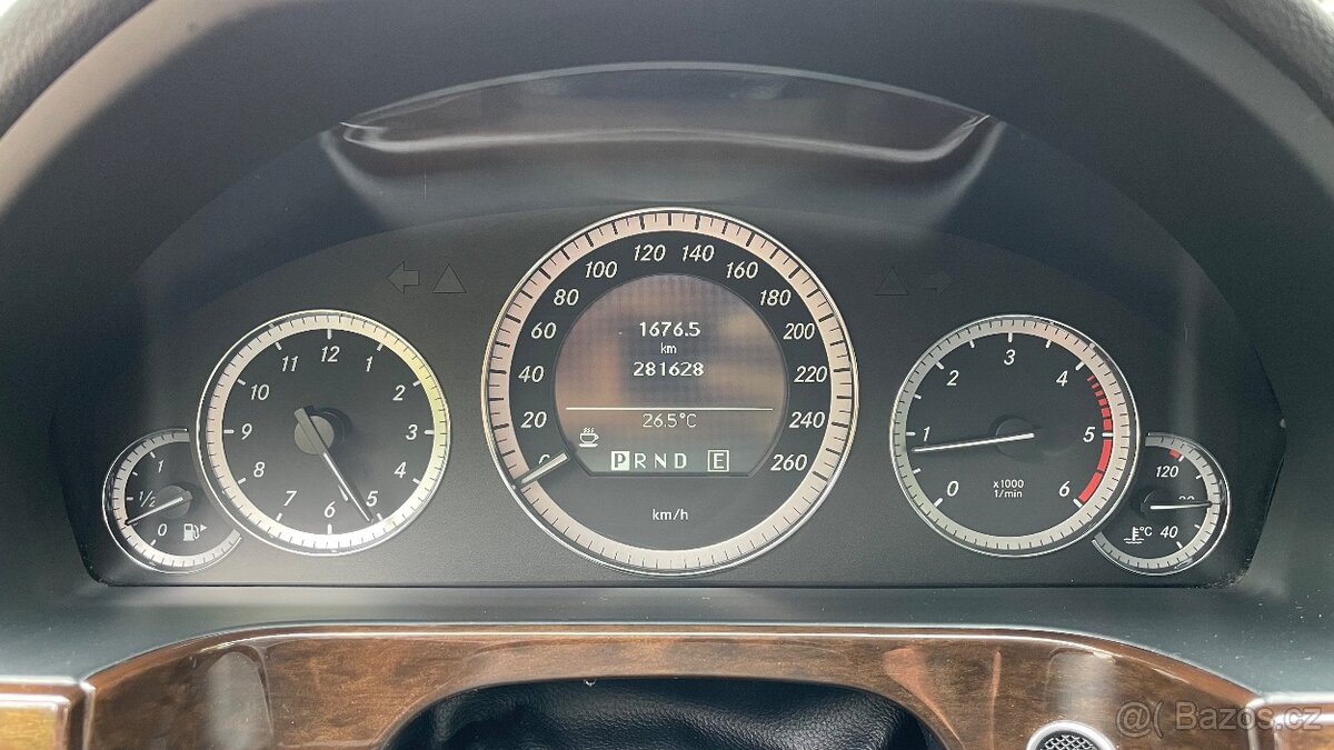 MERCEDES-BENZ E200CDI AUTOMAT HARMAN/KARDON - 15