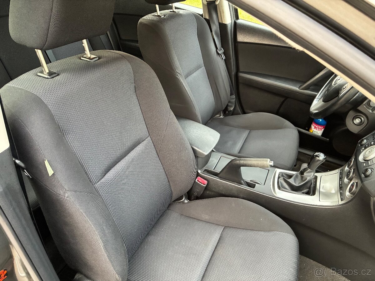 Mazda 3 1.6i 77kw rv.2011 serviska bez koroze - 15