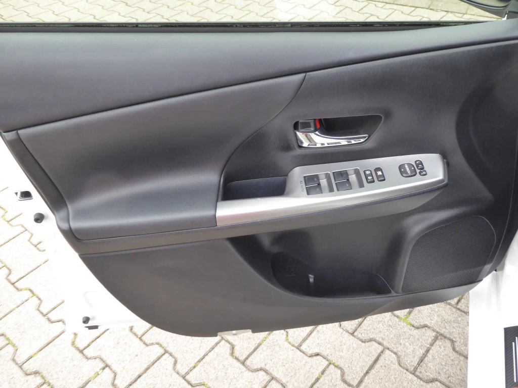 Toyota Prius Plus (2019), 134tis. km - 15