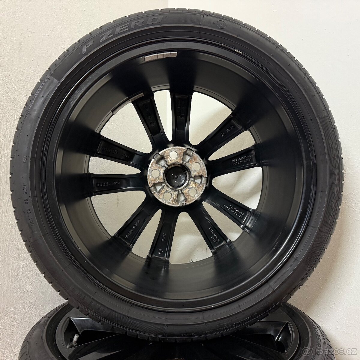 DVOUROZMĚRNÁ JAGUAR XE 5x108 R19+LETNÍ PNEU 6mm - 15