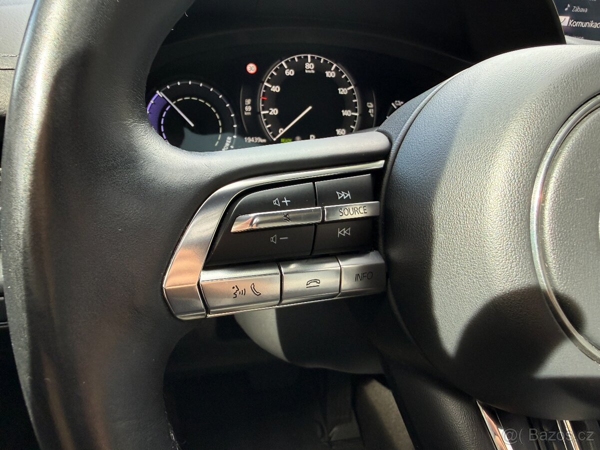 Mazda MX-30, e-Skyactive BOSE / 360° kamera - 15