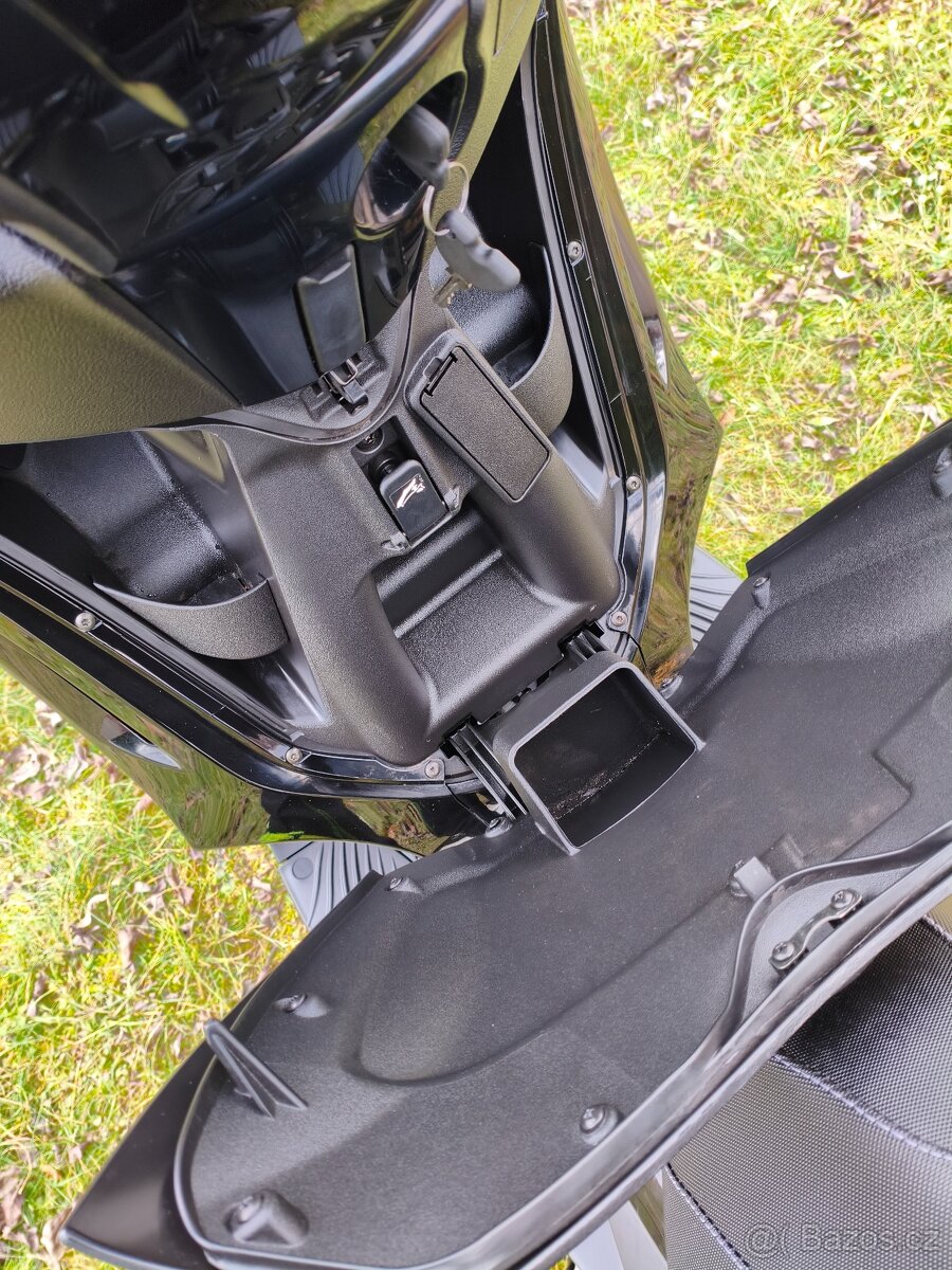 Piaggio Beverly 125i.e - 15