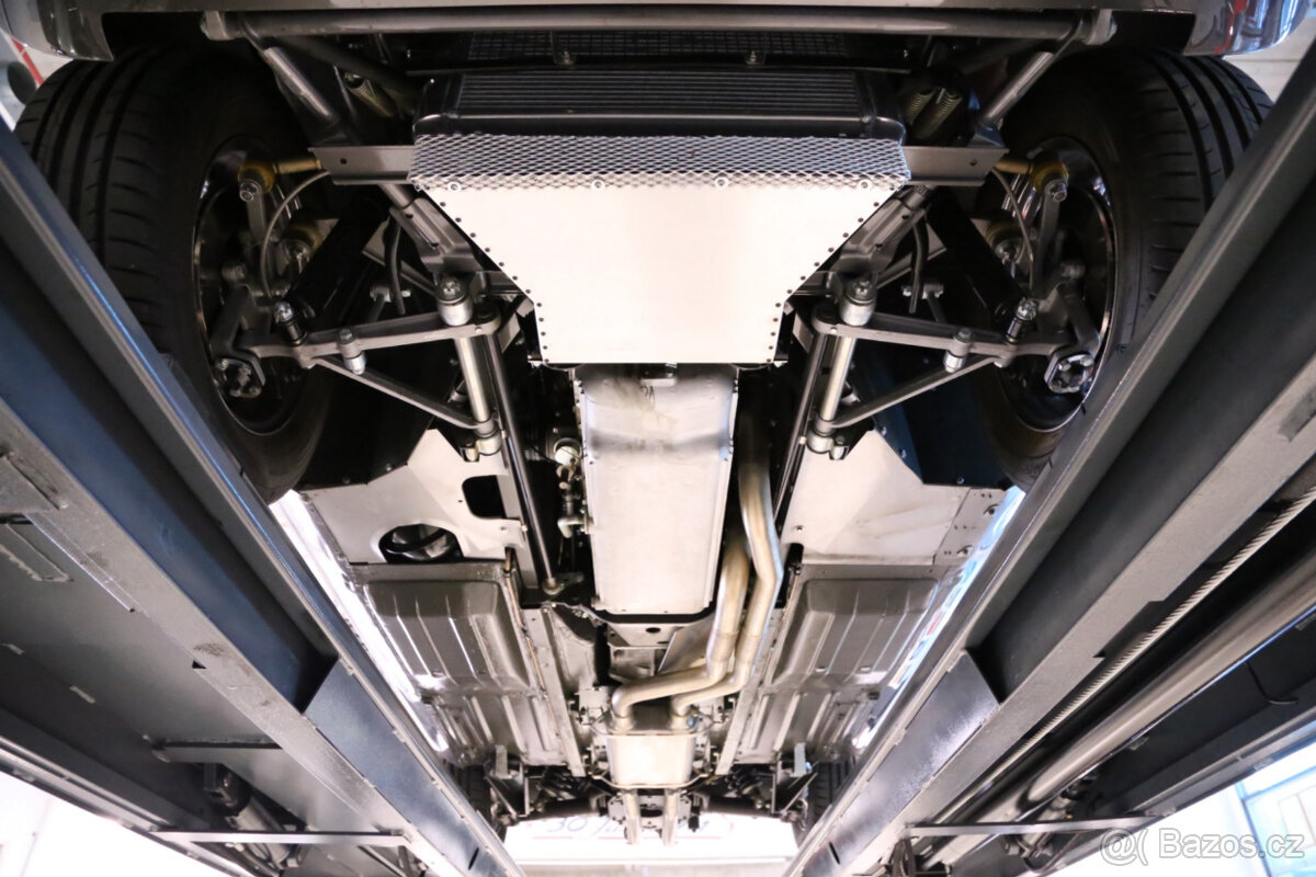 Jaguar E-Type 4.2 Series 1½ (1967) - 15