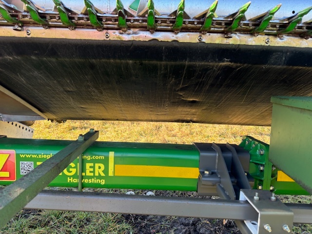 Sklízecí mlátička John Deere T670i - 15