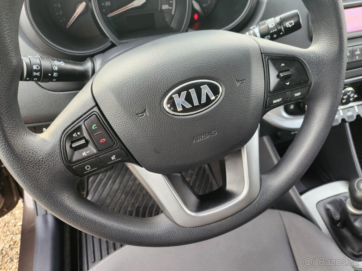 kia Rio 1.3 benzín 2014 - 15