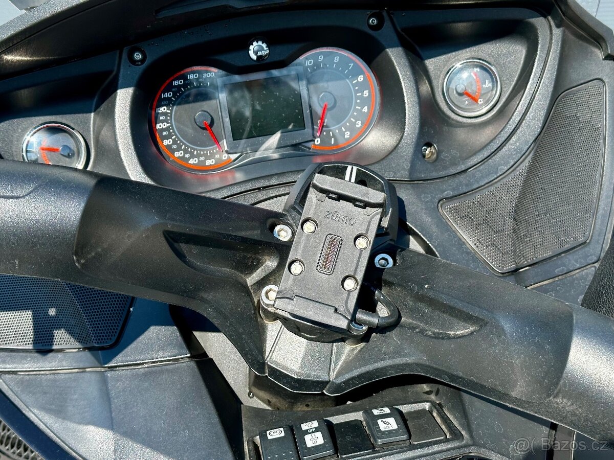 Can Am Spyder 1330 ACE SLEVA - 15