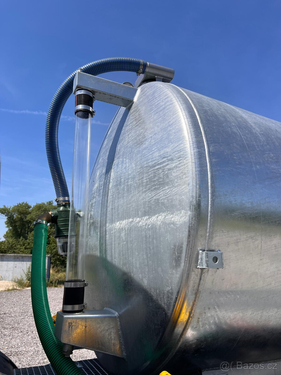 FEKALNY VUZ IVECO EUROCARGO-CISTERNA 10700L - 15