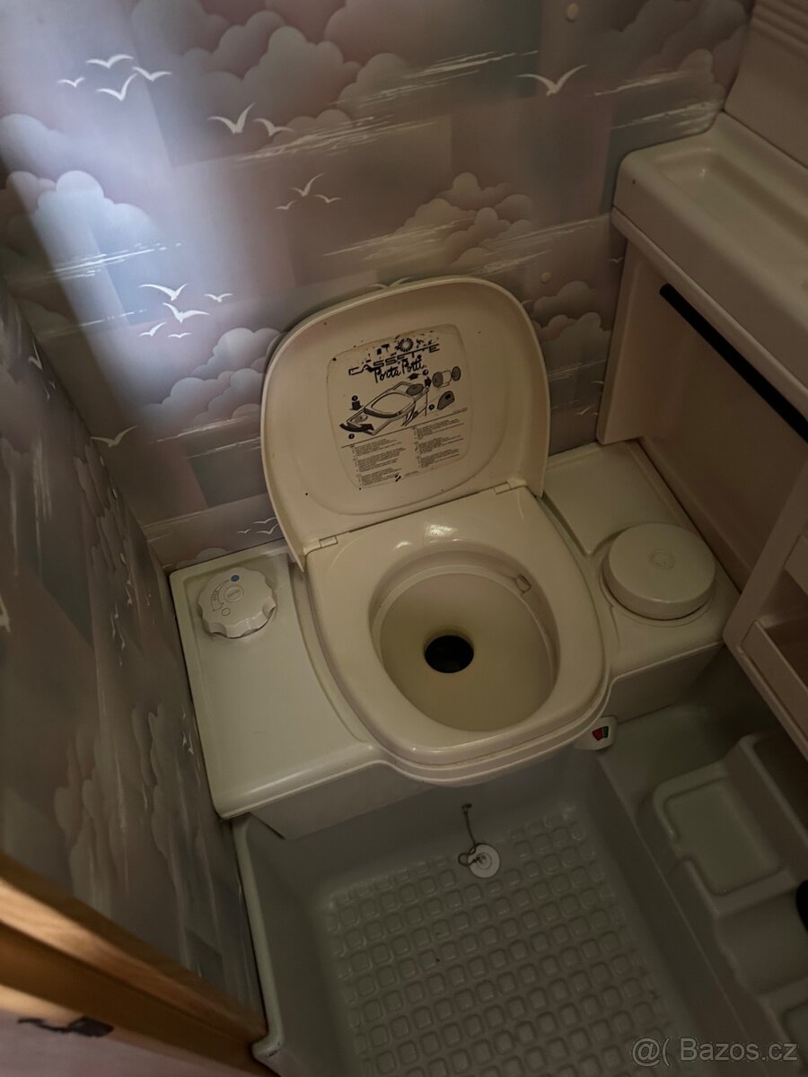 Karavan Hobby De Luxe - 15