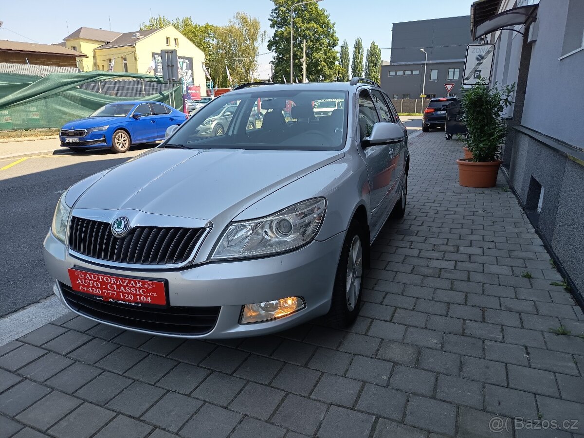ŠKODA Octavia Combi 1,6TDI Ambition Plus ČR - 15