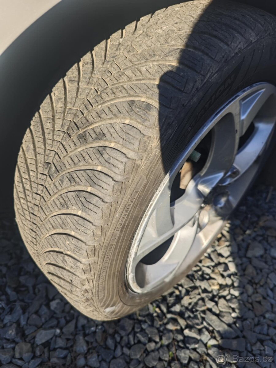 Peugeot 508.. 2,0.. 120kw - 15