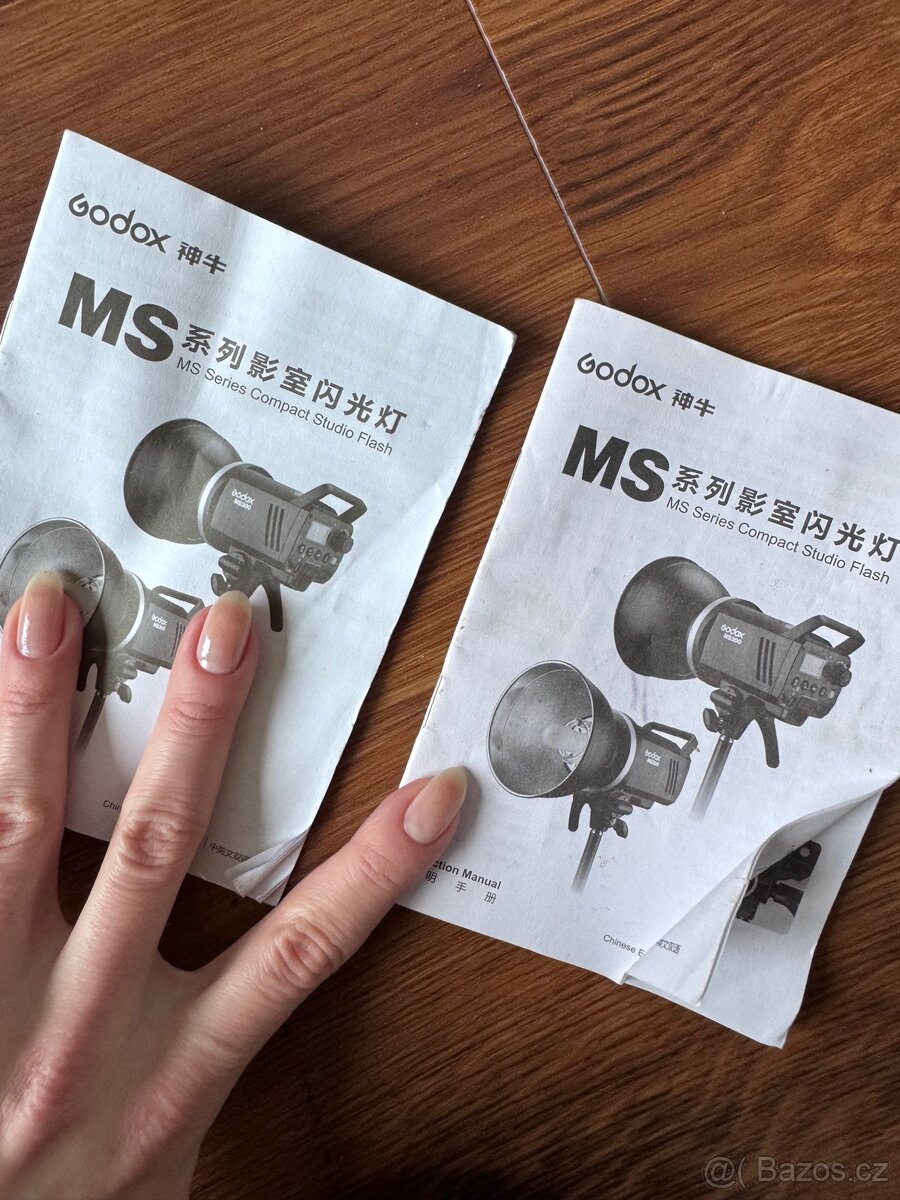 Sada studiových blesků Godox MS300 + příslušenství - 15