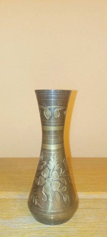 RŮZNÉ vázy, vázičky a sošky - 15