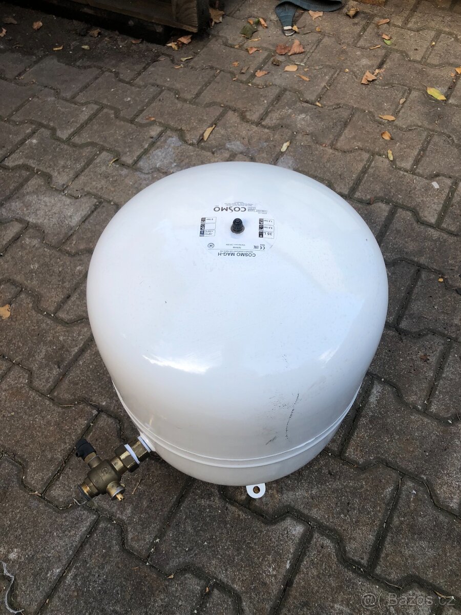 Prodám kotel na olej 17 - 28 Kw - 15