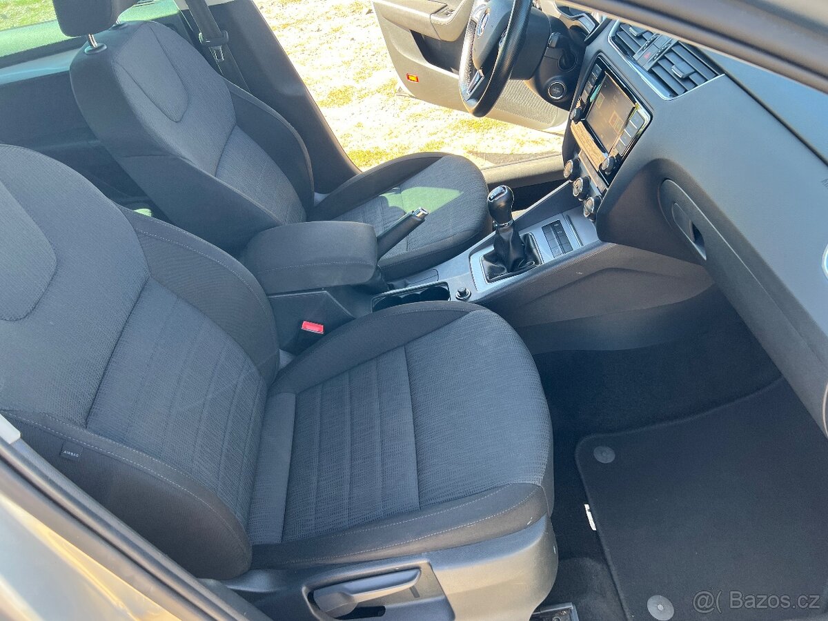 Škoda Octavia lll 2.0TDI 4x4 - 15